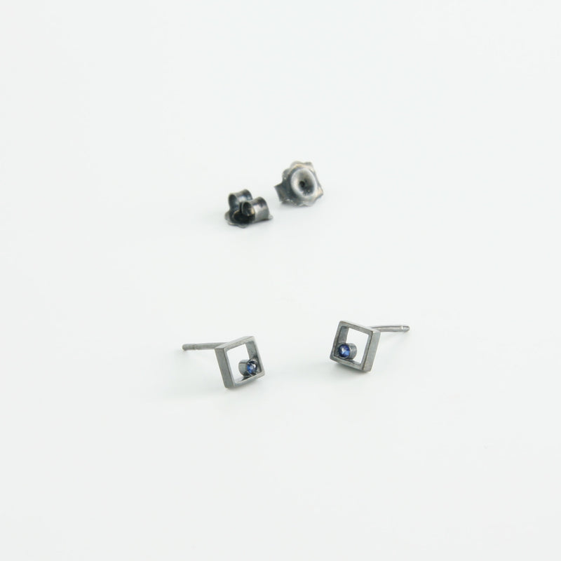 minrl geometric toys squares earrings black sapphire