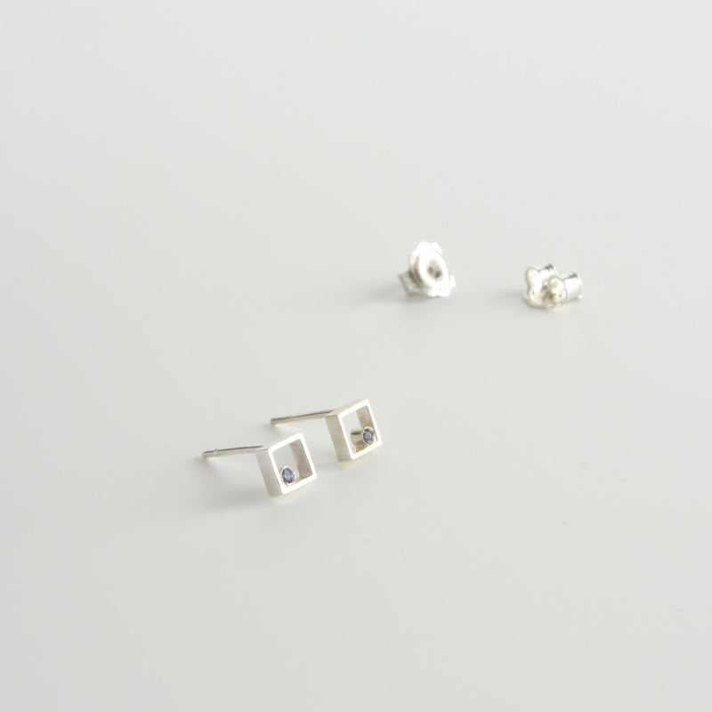 minrl geometric toys squares earrings silver sapphire