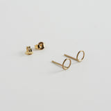 minrl shapes circles earrings yellow gold