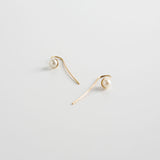 minrl snowdrop long earrings red gold